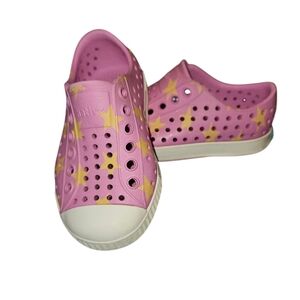 Native Pink Jeffersons Girl's Size 6 Pink / Stars